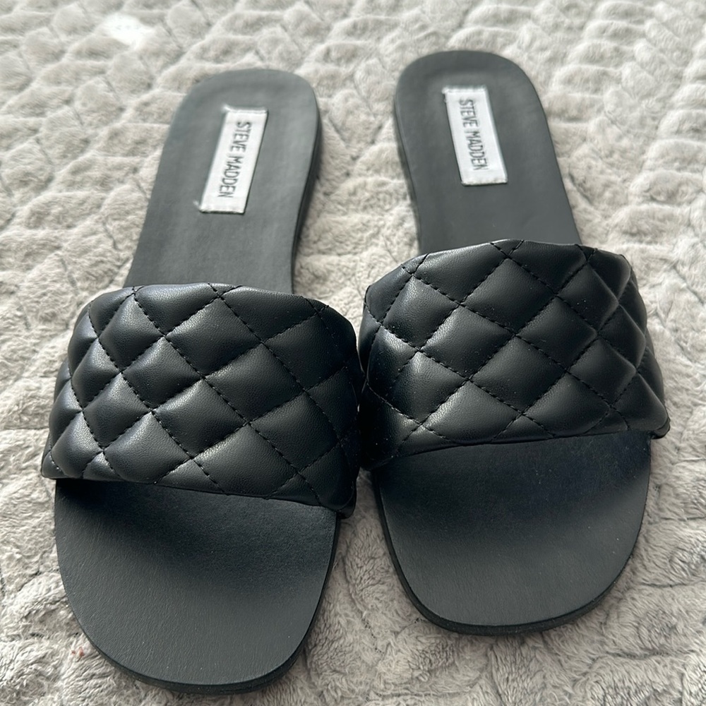 Steve Madden sandals